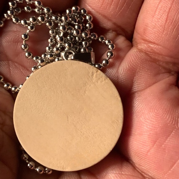 Pendant Unisex Necklace - Picture 2 of 4